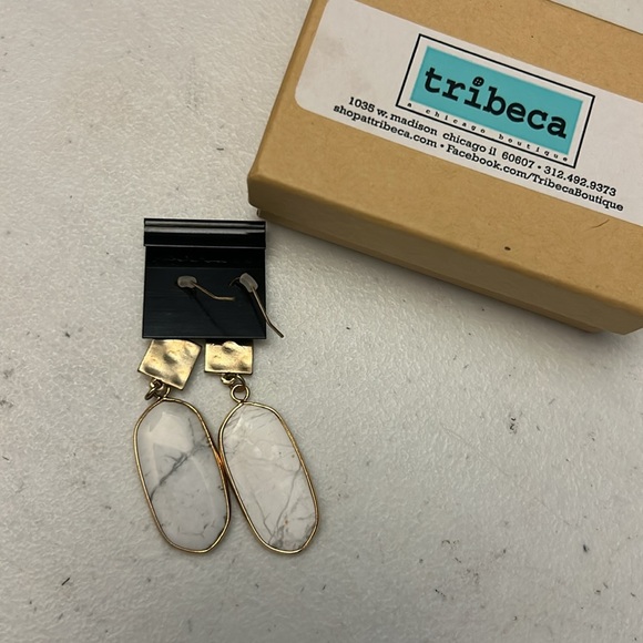 Tribeca Earrings - Picture 3 of 4